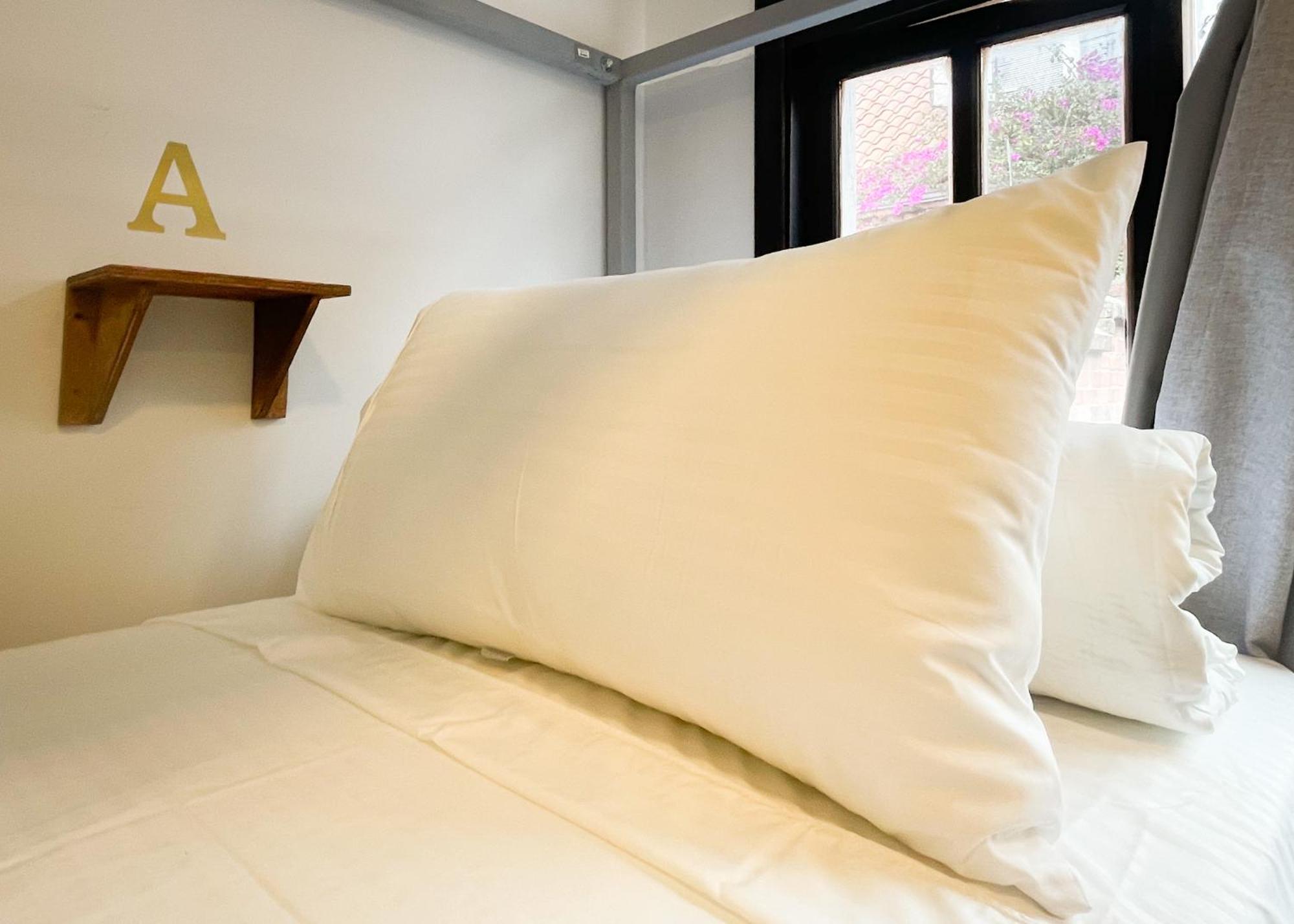 Marietta - House Of Social Travellers Hostel - Bogota — Photos 3